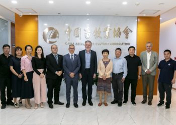 ABEGS realiza missão à China para abertura de mercado de material genético